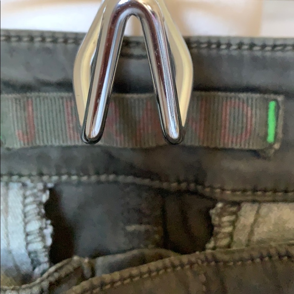 Pants - Picture 5 of 10